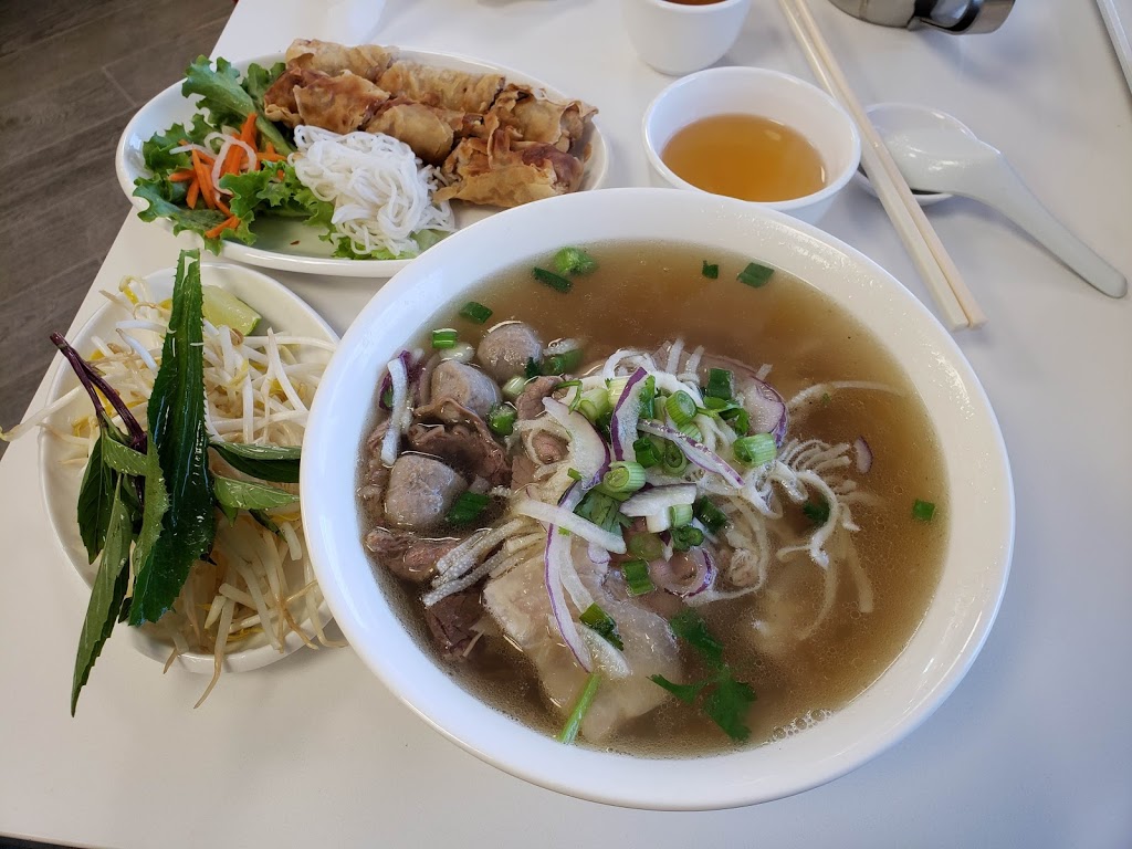 I Love Pho | 848 Burnhamthorpe Rd W, Mississauga, ON L5C 2S3, Canada | Phone: (905) 275-8099