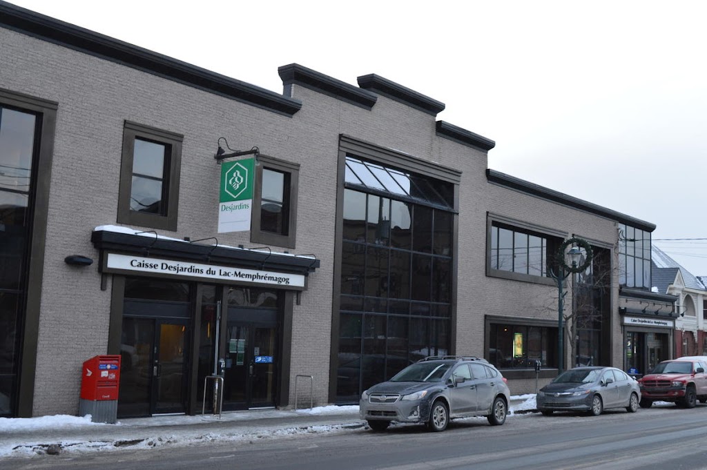 Caisse Desjardins du Lac-Memphrémagog | 230 Rue Principale O, Magog, QC J1X 2A5, Canada | Phone: (819) 843-3328