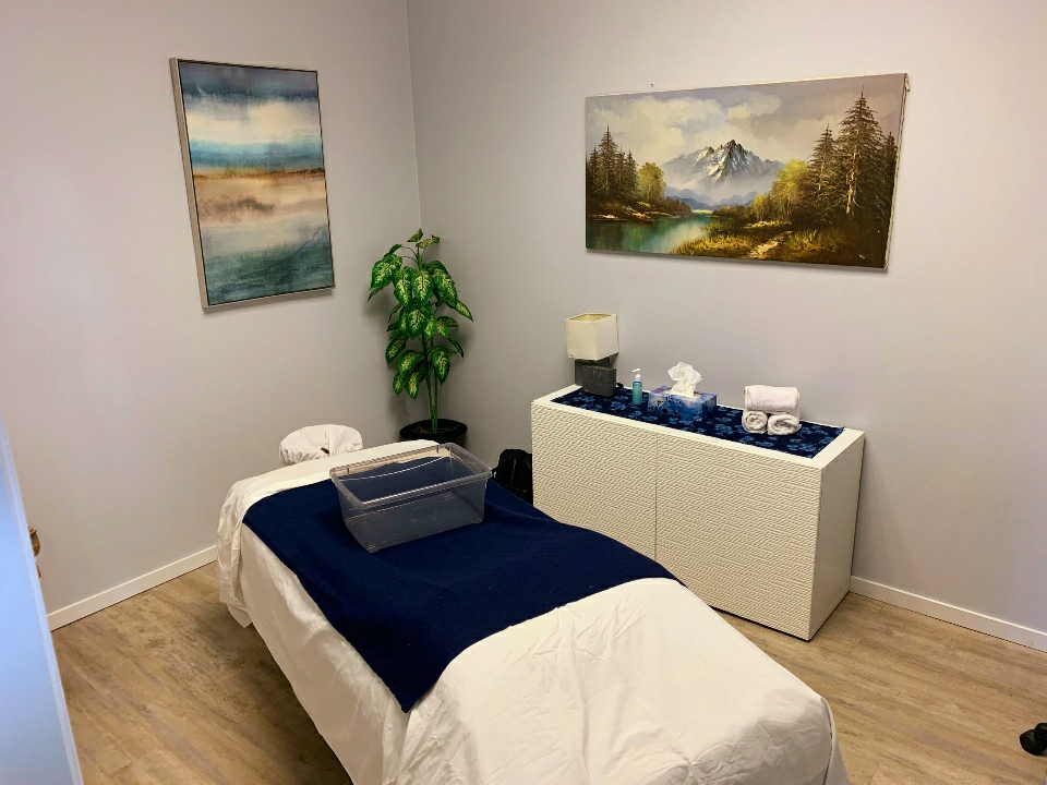Still Waters Registered Massage Therapy | 318A Duncan Ave, Courtenay, BC V9N 2M5, Canada | Phone: (250) 858-2638
