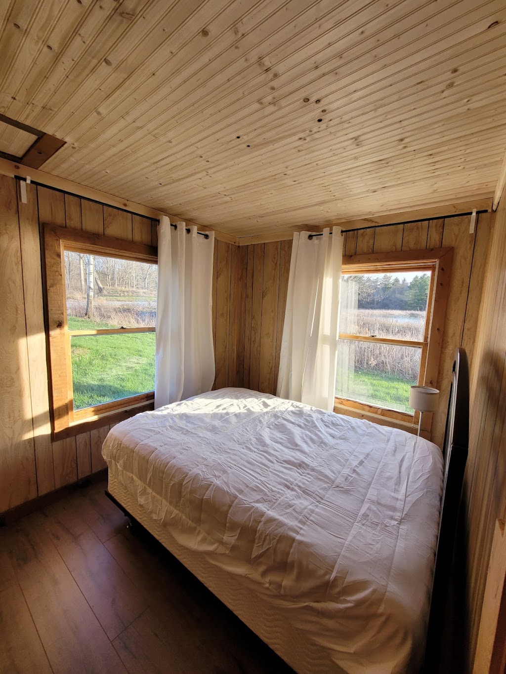 Four Leaf Clover Cottages | 356 Driscoll Rd, Gananoque, ON K7G 2V6, Canada | Phone: (647) 287-1024