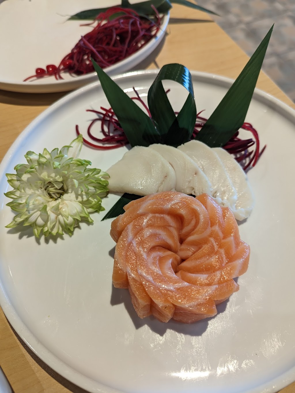 Guelph Sushi | 281 Woodlawn Rd W, Guelph, ON N1H 7K7, Canada | Phone: (519) 766-1117