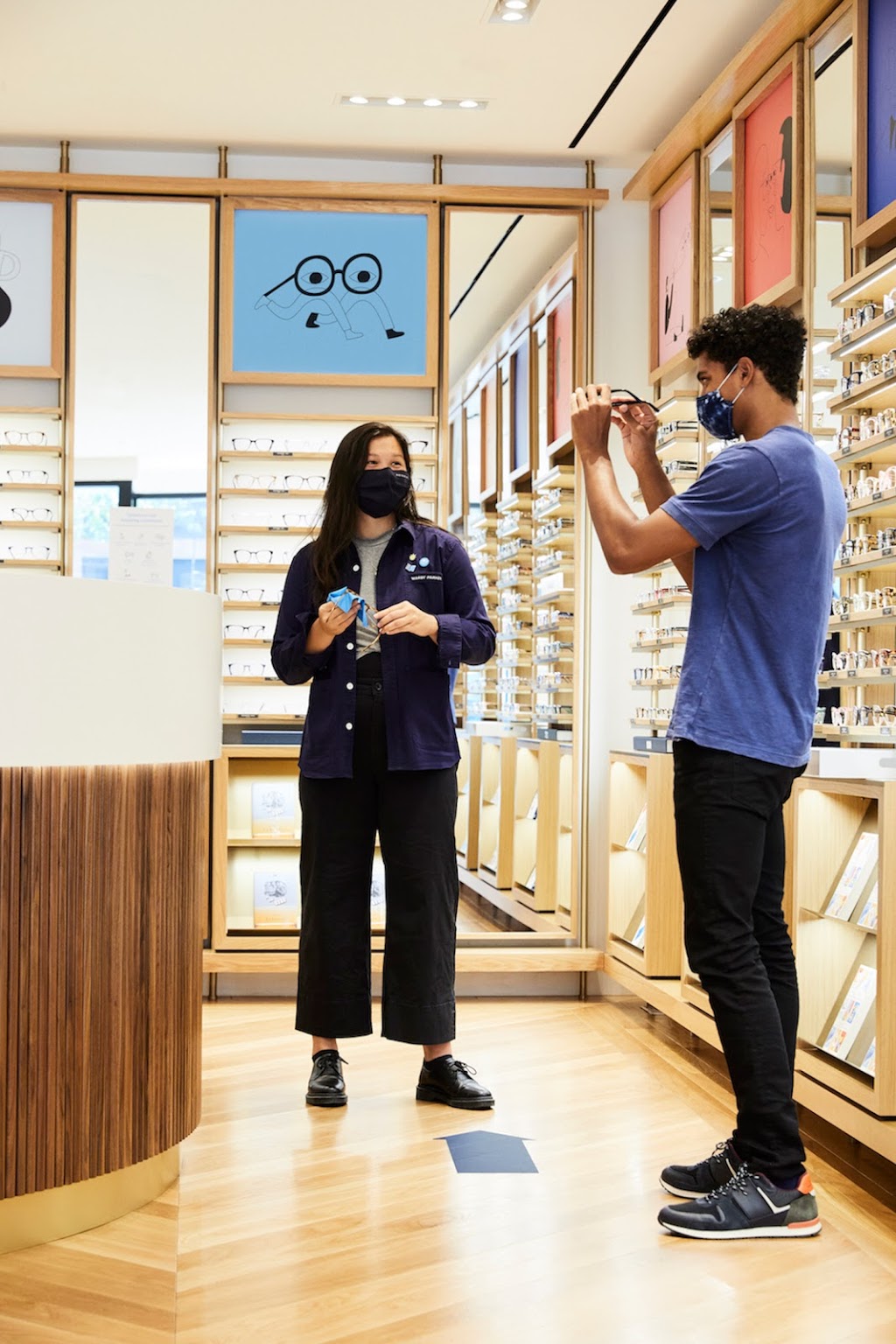 Warby Parker | 684 Queen St W, Toronto, ON M6J 1E5, Canada | Phone: (437) 800-0428