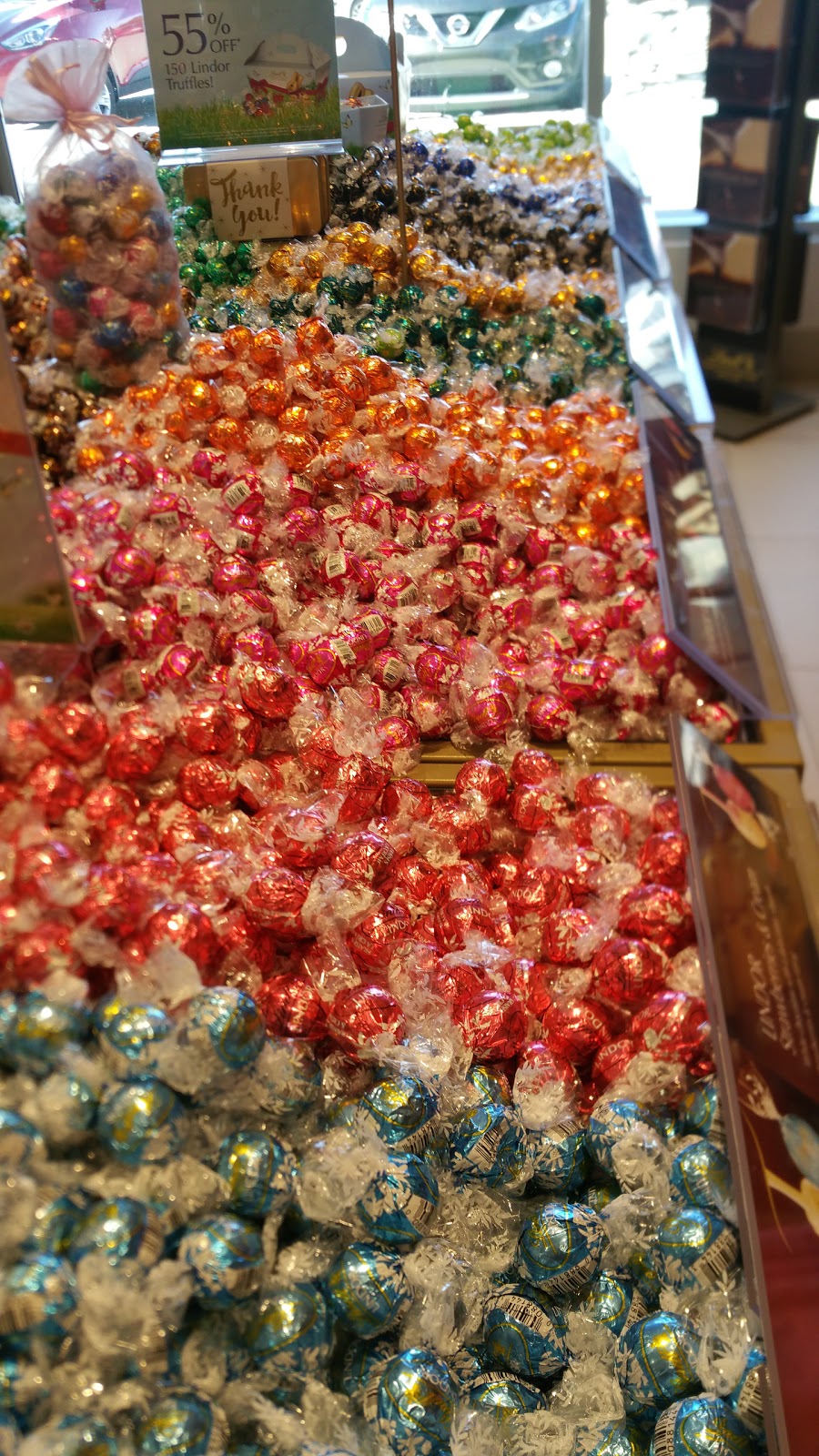 Lindt Chocolate Shop | 33 Heritage Meadows Way SE Unit #614, Calgary, AB T2H 3B8, Canada | Phone: (403) 640-1269