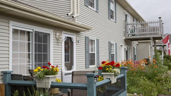 Country Place Apartments | 15 Leslie Crescent, Charlottetown, PE C1C 1P7, Canada | Phone: (833) 216-8167