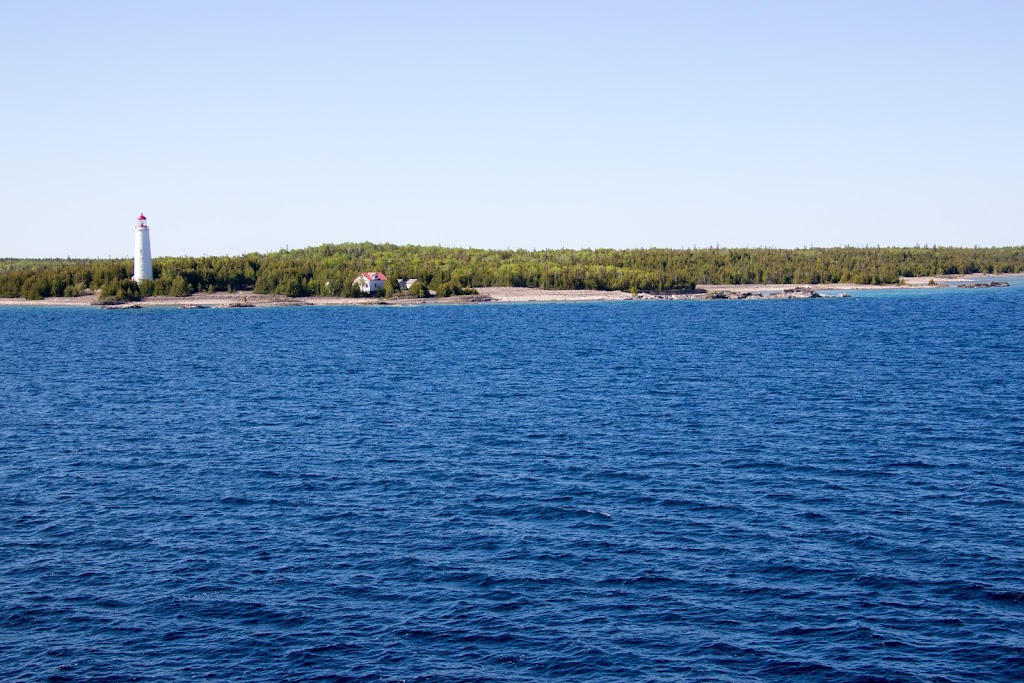 Cove Island Lighthouse | Cove Island, Northern Bruce Peninsula, ON N0H 2R0, Canada | Phone: (902) 853-3136