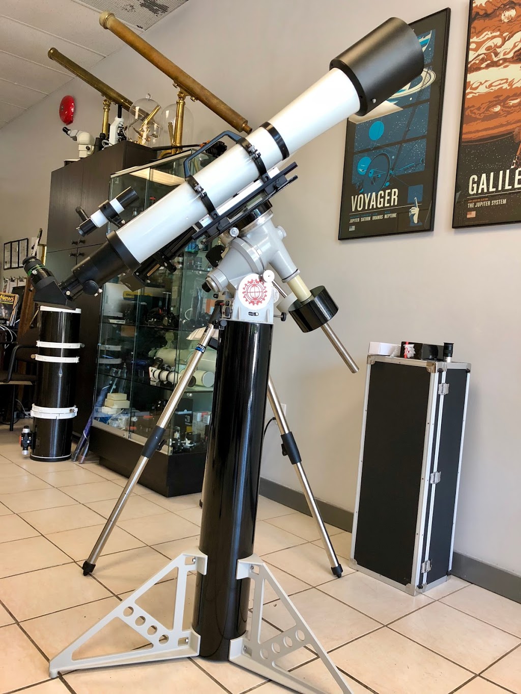 MARKARIAN FINE OPTICS | 1481 Kingsway, Vancouver, BC V5N 2R6, Canada | Phone: (778) 657-5330