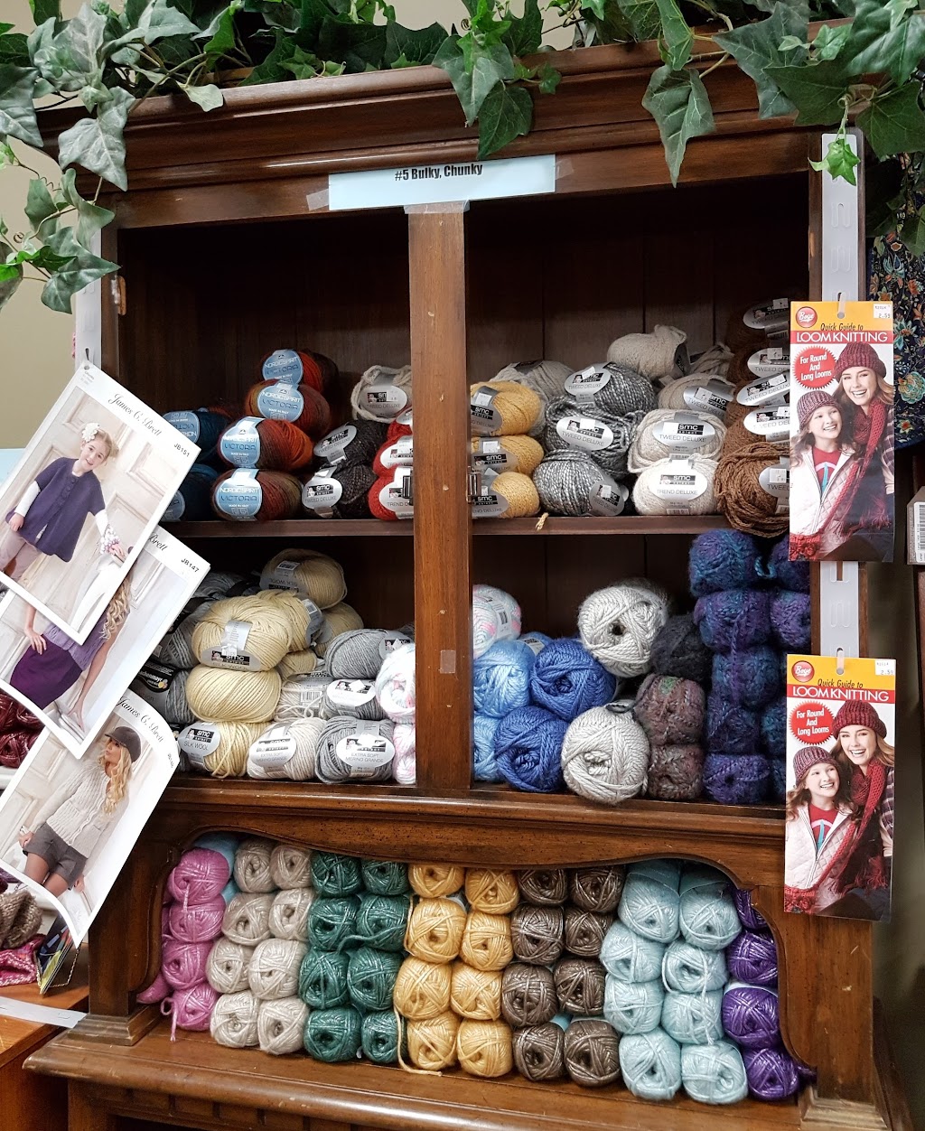 Carolines Homespun Seasons | 5008 50 St, Stettler, AB T0C 2L0, Canada | Phone: (403) 742-0295