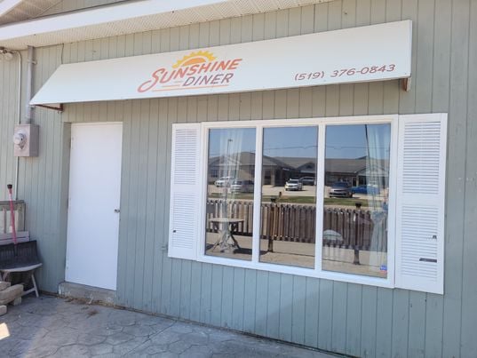 Sunshine diner | 740 9th Ave E, Owen Sound, ON N4K 3E5, Canada | Phone: (519) 376-0843