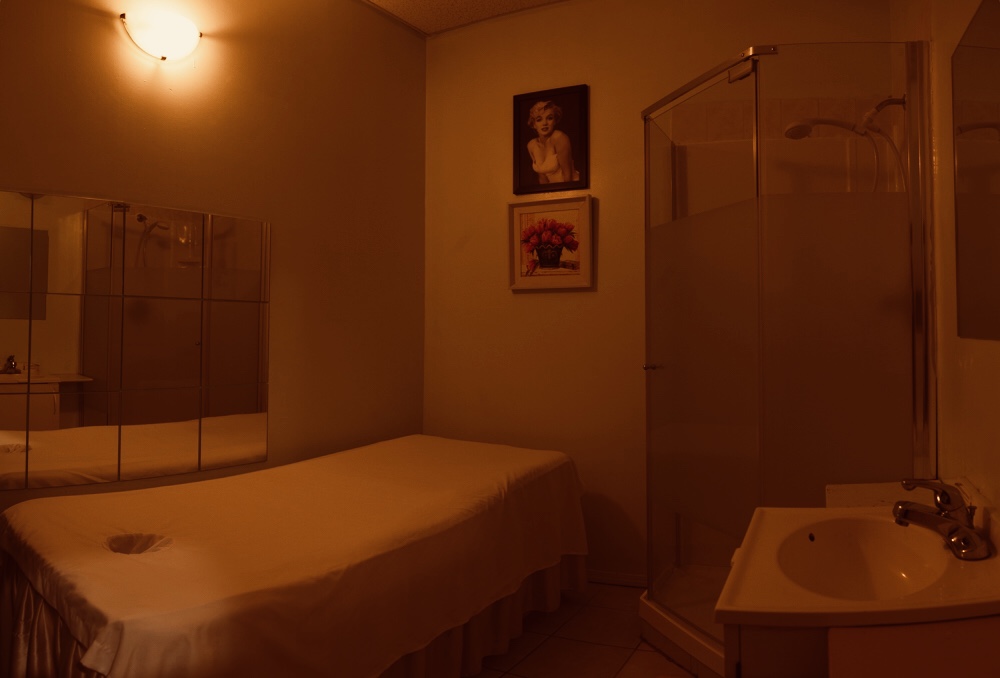 Bobo Massage Spa | 8580 Alexandra Rd #1090, Richmond, BC V6X 4B3, Canada | Phone: (778) 297-6678