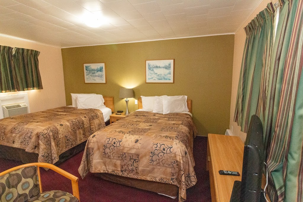 Rogers Motel | 178 Lombard St, Smiths Falls, ON K7A 5B8, Canada | Phone: (613) 283-5200