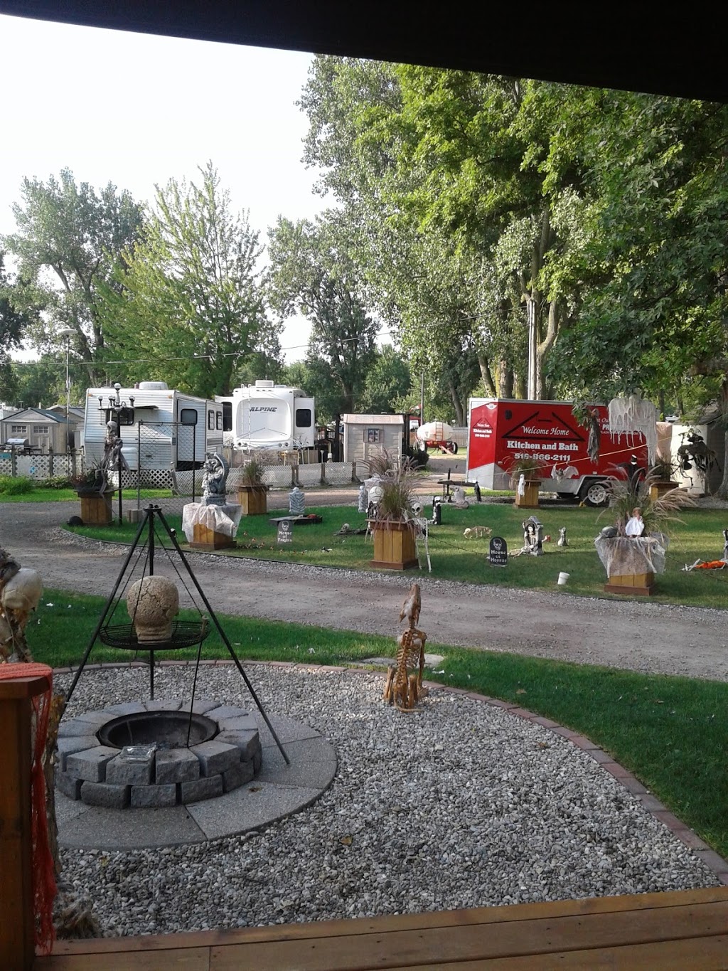 Sturgeon Woods Campground | 1129 Concession C, Leamington, ON N8H 3V4, Canada | Phone: (877) 521-4990