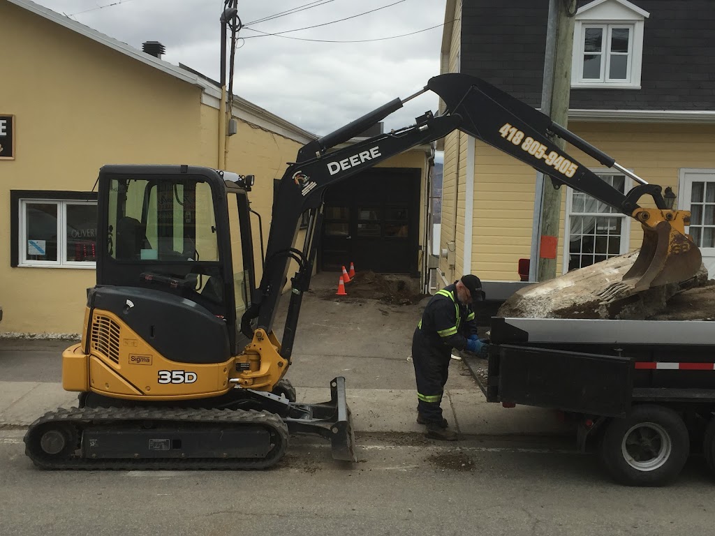 Excavation Ben Coulombe et Fils | 6810 Chem. Royal, Saint-Laurent-de-lÎle-dOrléans, QC G0A 3Z0, Canada | Phone: (418) 805-9405