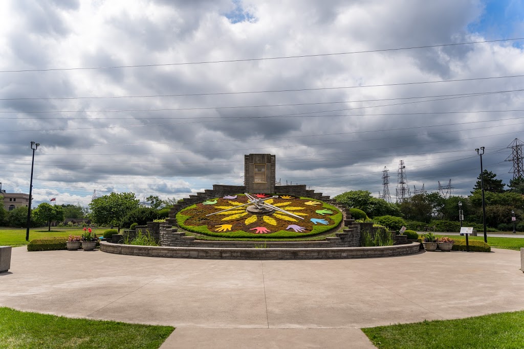 Floral Clock | 14004 Niagara Pkwy, Queenston, ON L0S 1L0, Canada | Phone: (905) 357-2411