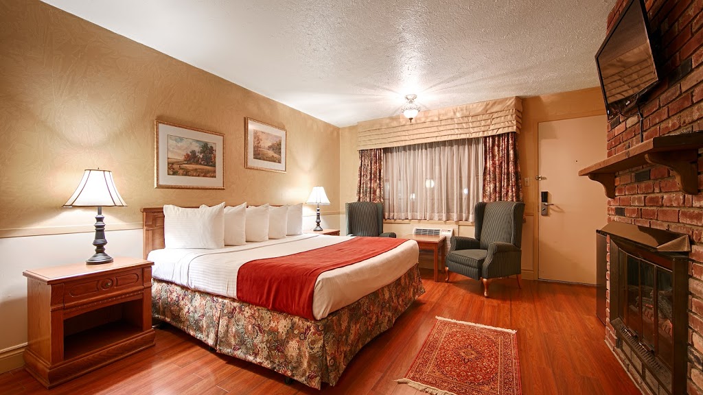 Country Squire Resort | 715 King St E, Gananoque, ON K7G 1H4, Canada | Phone: (613) 382-3511