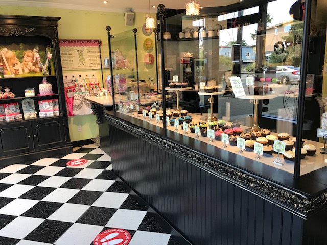 Ooh La La Cupcakes | 1391A Hillside Ave, Victoria, BC V8T 2B3, Canada | Phone: (250) 385-0707