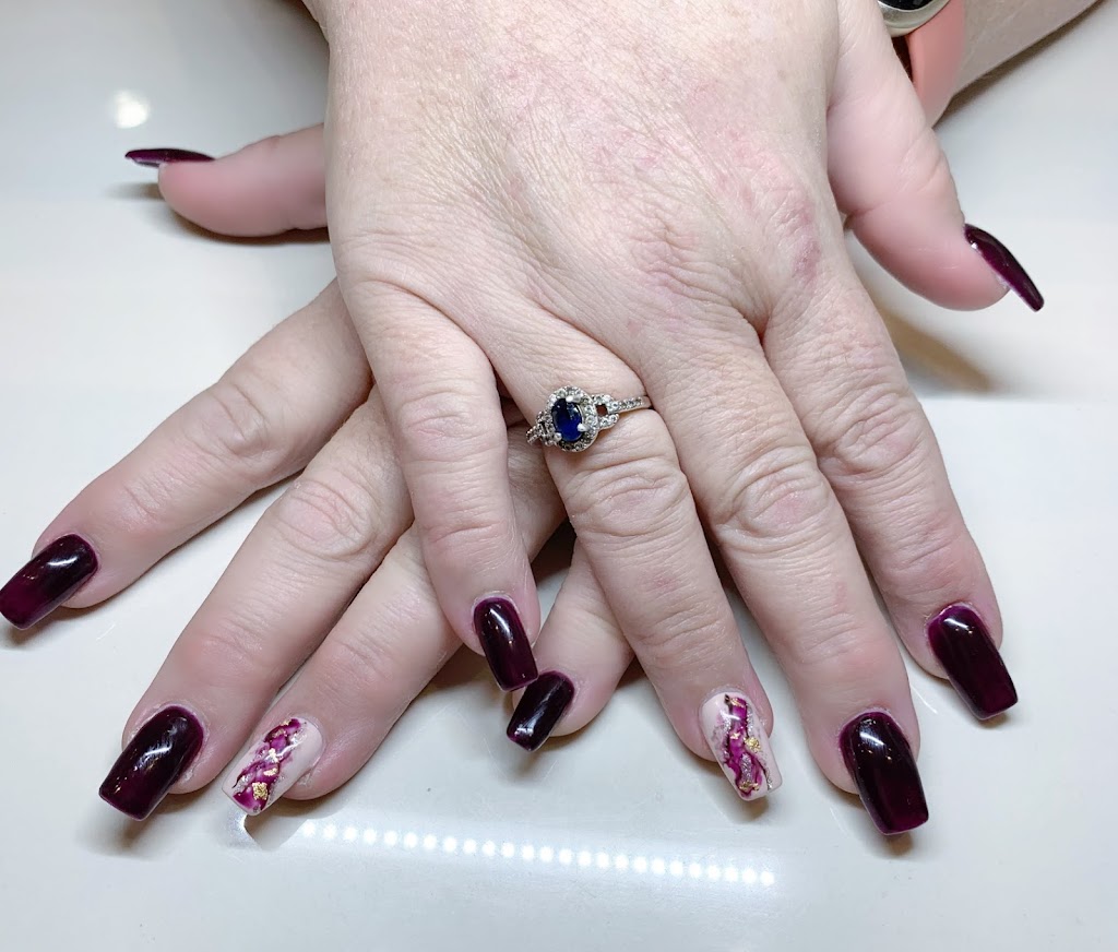 Nail Luxury Spa | 3280 Monarch Dr Unit 4, Orillia, ON L3V 8A2, Canada | Phone: (705) 329-0770