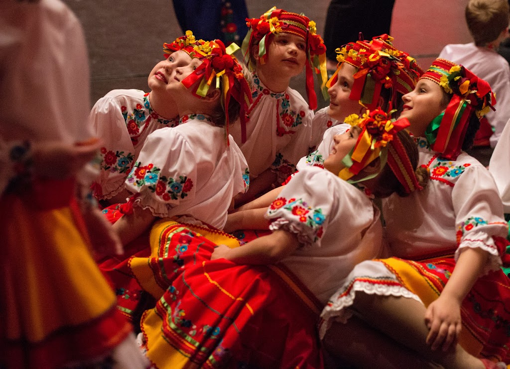 Barvinok Ukrainian Dance School | 700 Burnhamthorpe Rd E, Mississauga, ON L4Y 2X3, Canada | Phone: (833) 828-2979