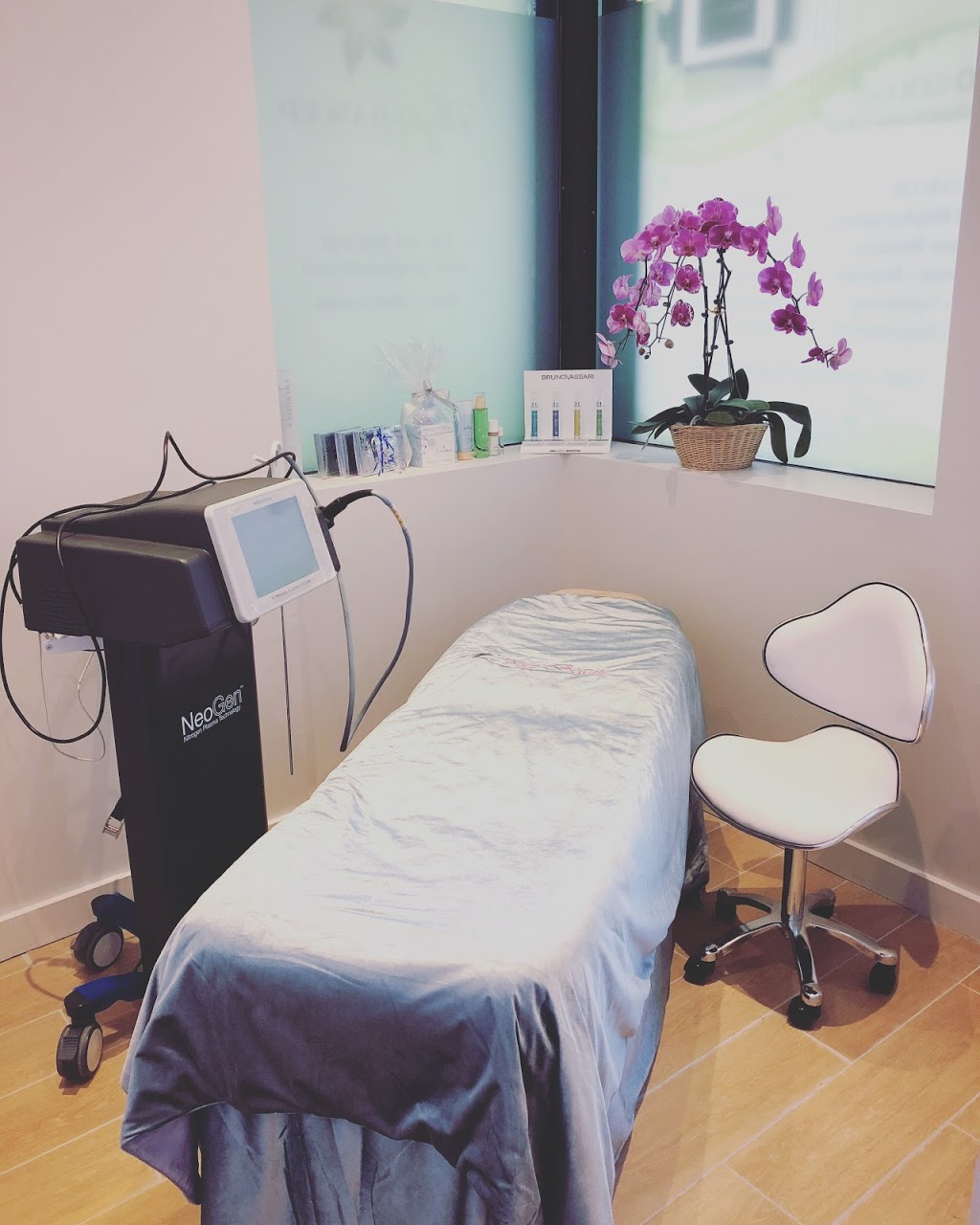 Poly Enhanced Medical Spa | 7335 Yonge St, Thornhill, ON L3T 1P9, Canada | Phone: (416) 855-3138