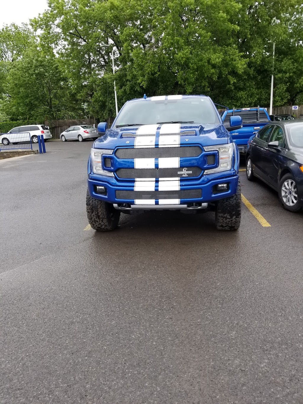 Donnelly Ford Service | 2496 Bank St, Ottawa, ON K1V 8S2, Canada | Phone: (613) 521-8463
