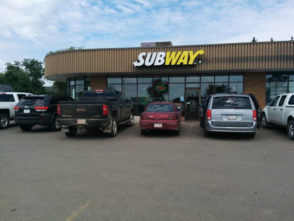 Subway | 5040 49 Ave Box 970, Redwater, AB T0A 2W0, Canada | Phone: (780) 942-7827