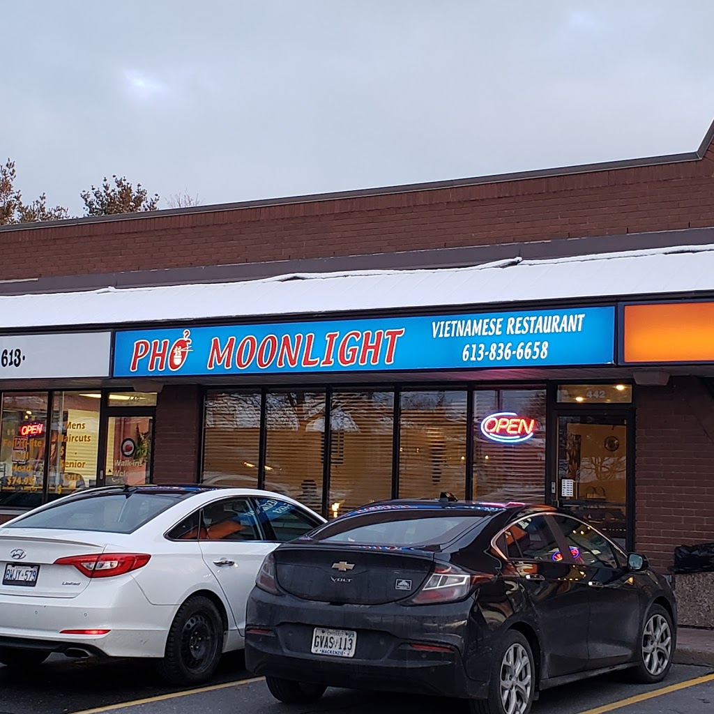 Phở Moonlight | 442 Hazeldean Rd, Kanata, ON K2L 1V2, Canada | Phone: (613) 836-6658