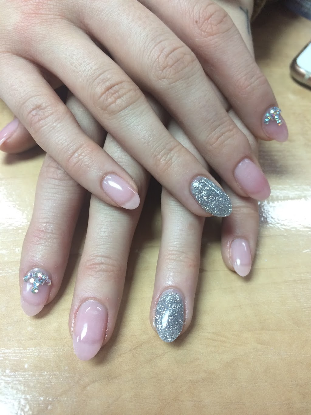 Ongles Martine Désilets | 1850 Rue Beauséjour, Saint-Cyrille-de-Wendover, QC J1Z 1L3, Canada | Phone: (819) 314-0038