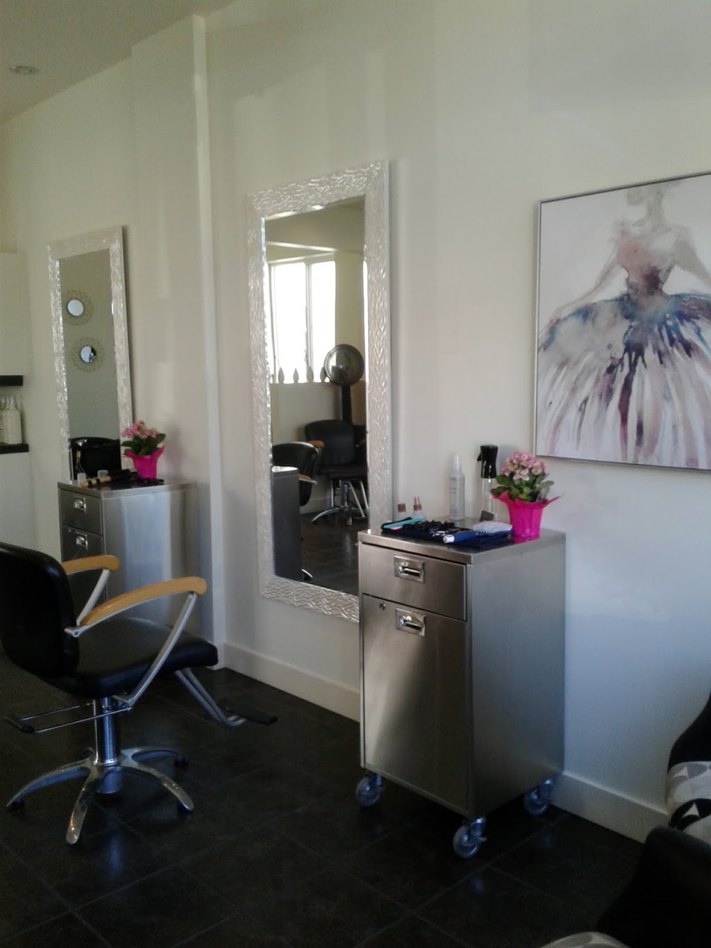 Envisage Hair Design | 2527 Estevan Ave, Victoria, BC V8R 2S6, Canada | Phone: (250) 598-4800