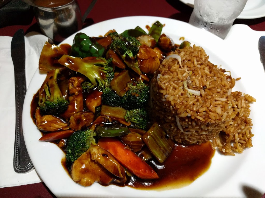 Ho Wah Restaurant | 1073 Tecumseh Rd E, Windsor, ON N8W 1B3, Canada | Phone: (519) 945-5251