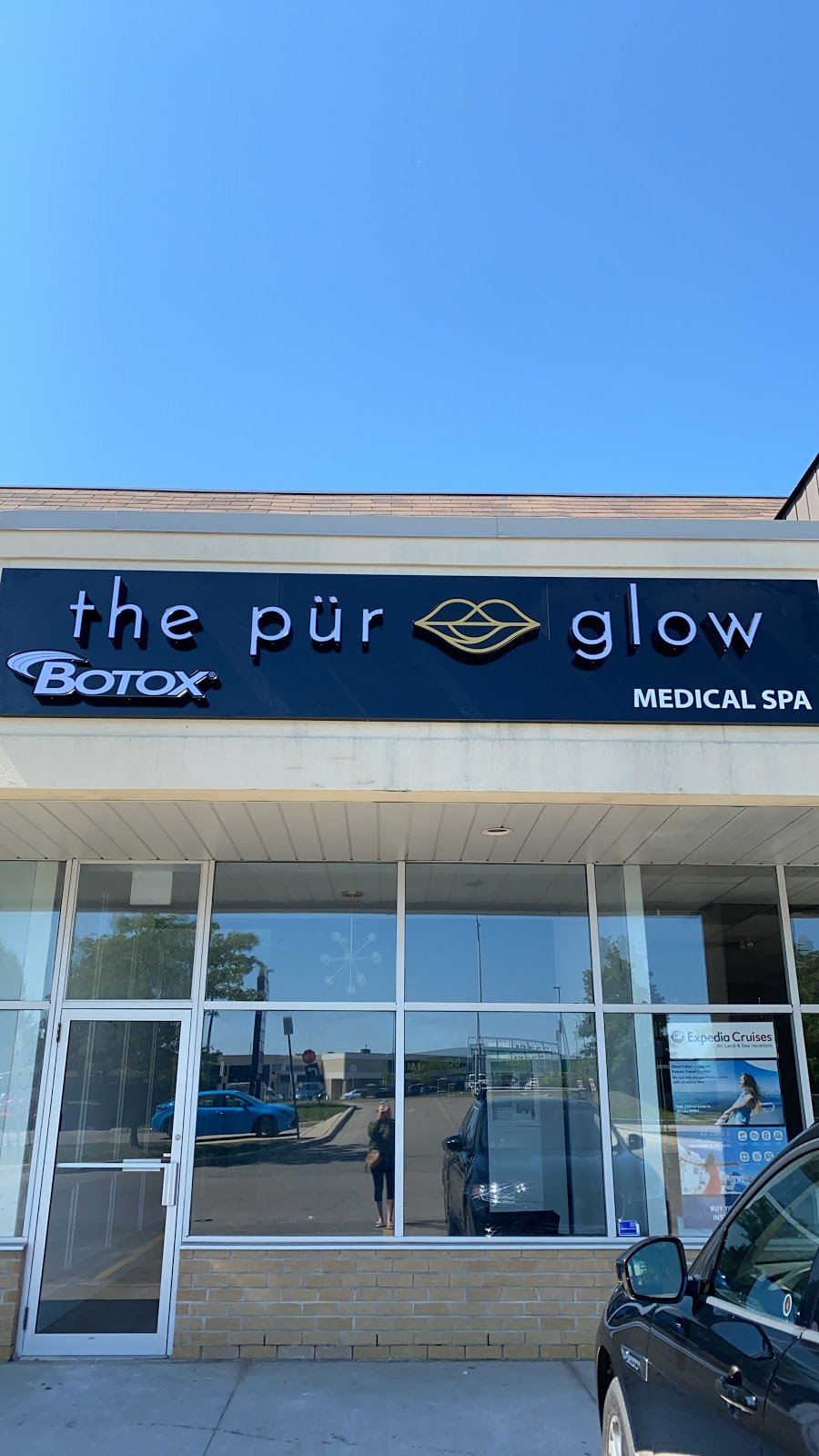 the pür glow Medical Spa | 2460 Neyagawa Blvd, Oakville, ON L6H 7P4, Canada | Phone: (289) 725-0934