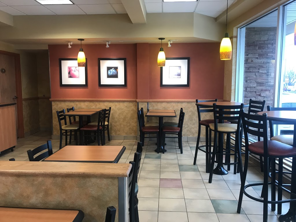 Subway | 14034 Boulevard Henri-Bourassa, Québec, QC G1G 3Y8, Canada | Phone: (418) 626-4440