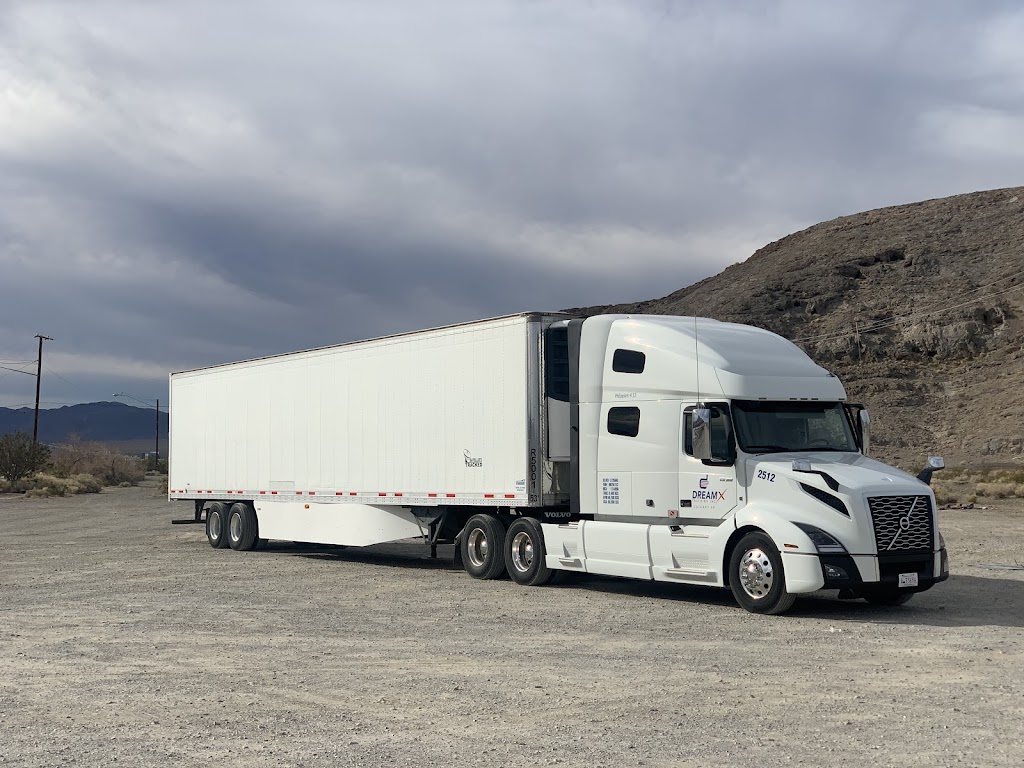 DreamX Trucking Inc | 53 Cityside Grove, Calgary, AB T3N 0P3, Canada | Phone: (403) 617-1105