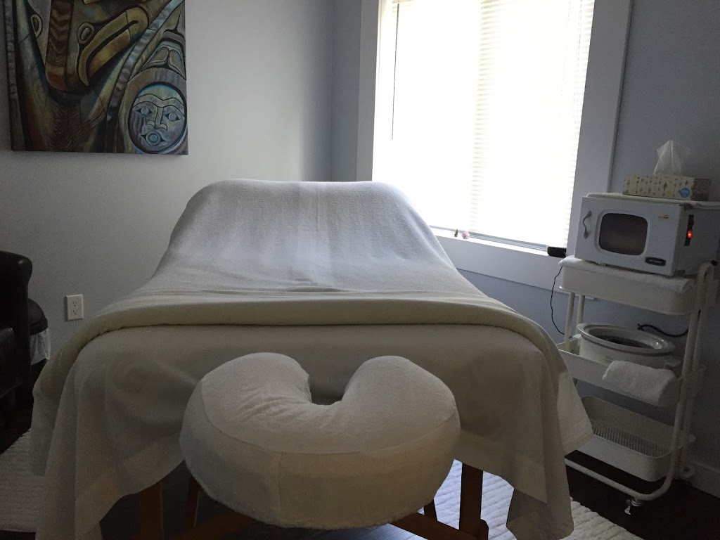 Coast Massage & Aromatherapy | 5789 Trail Ave, Sechelt, BC V7Z 0L8, Canada | Phone: (604) 741-7371