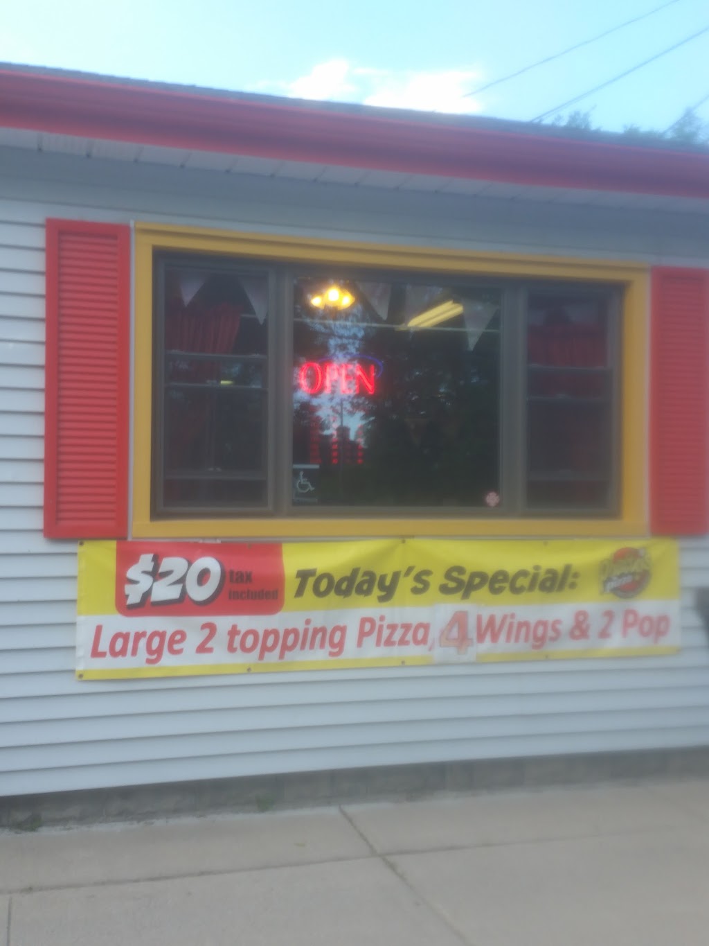 Phattys Pizza | 29 Wellington St, Port Burwell, ON N0J 1T0, Canada | Phone: (519) 878-4191