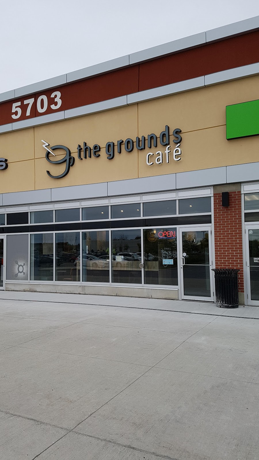 The Grounds Café Stittsville | 5703 Hazeldean Rd, Stittsville, ON K2S 0P6, Canada