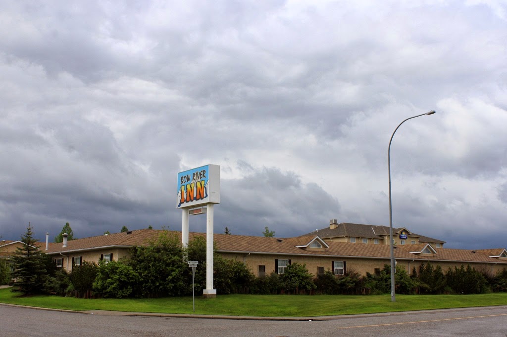 Bow River Inn | 3 Westside Dr, Cochrane, AB T4C 1M1, Canada | Phone: (403) 932-7900