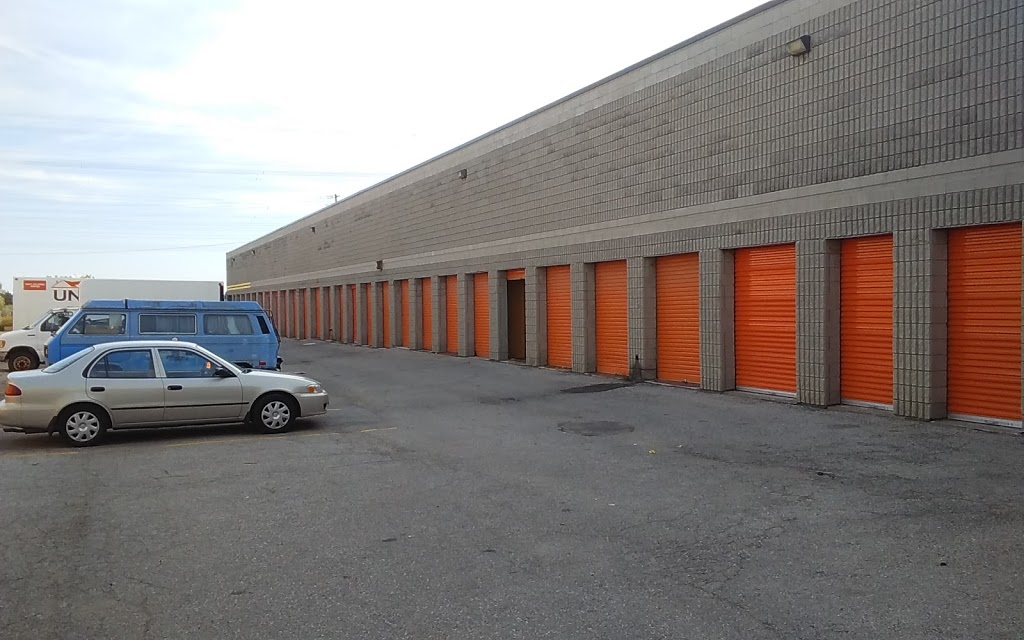 Dayton Self Storage | 100 Burncrest Rd, Markham, ON L3R 0B7, Canada | Phone: (905) 475-6262