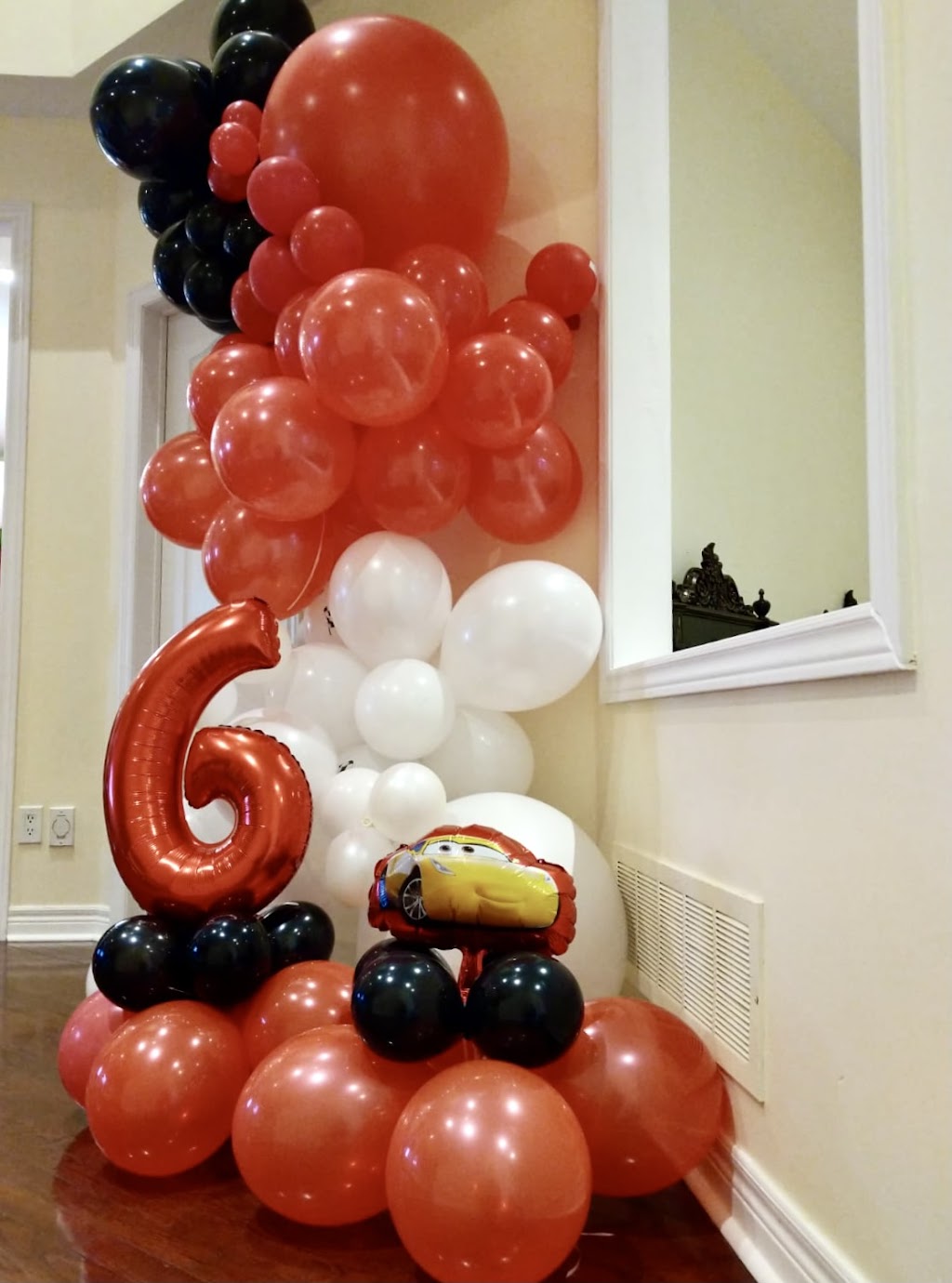 Balloons by Bubs | 100 Rowena Dr, North York, ON M3A 1P9, Canada | Phone: (647) 951-2951