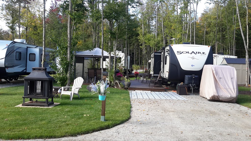 Camping Champs Boises | 2840 Champs-Boisés, Sainte-Julienne, QC J0K 2T0, Canada | Phone: (450) 834-5688