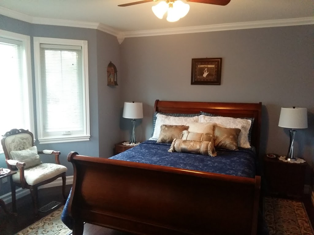 The Boston "T" Bed & Breakfast | 106 Falcon Brook Rd, Carp, ON K0A 1L0, Canada | Phone: (613) 859-0779