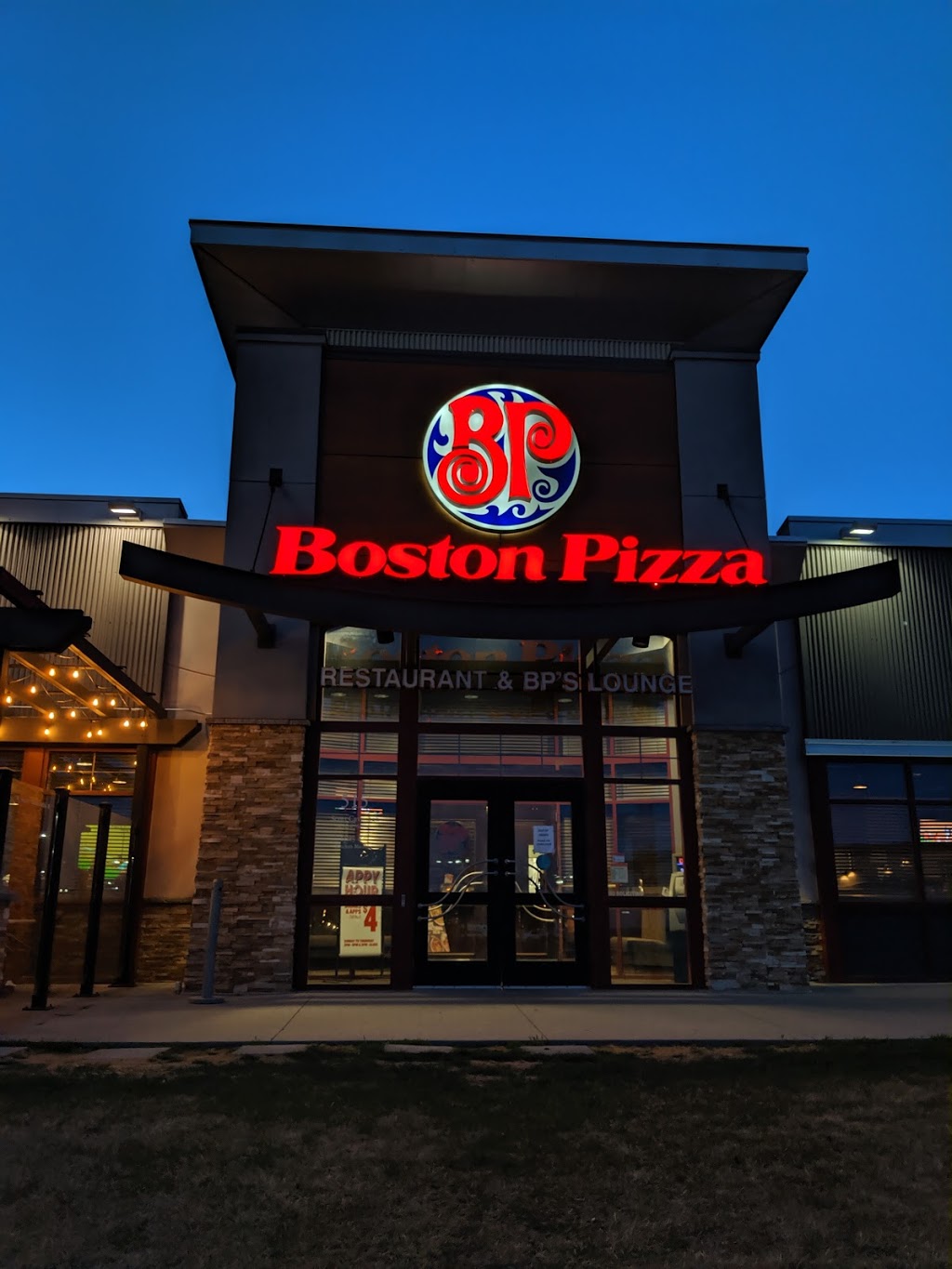 Boston Pizza | 515 Nelson Rd, Saskatoon, SK S7S 1P4, Canada | Phone: (306) 651-5585