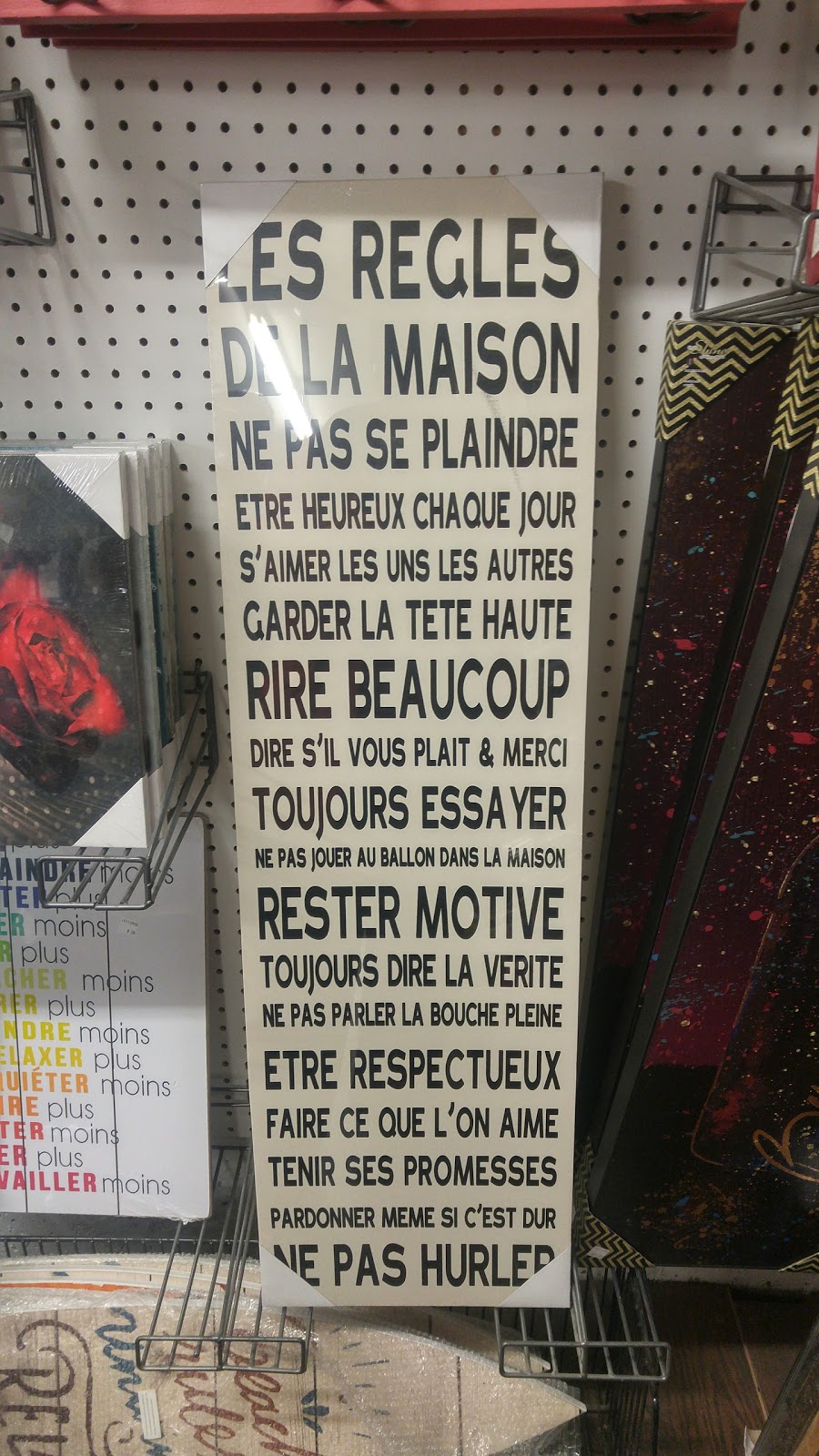 LAmi Du Dollar | 2 Rue de lÉglise S, Lacolle, QC J0J 1J0, Canada | Phone: (450) 246-3818