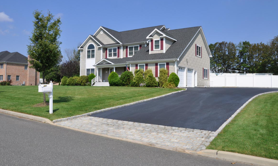 Maximum Driveway Care | 454 Donald Ct, Newmarket, ON L3X 2E3, Canada | Phone: (289) 270-7325