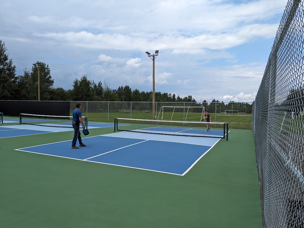 Terrain de pickleball | 117 Rue Wilfrid Simard, Saint-Gédéon, QC G0W 2P0, Canada | Phone: (418) 345-8001