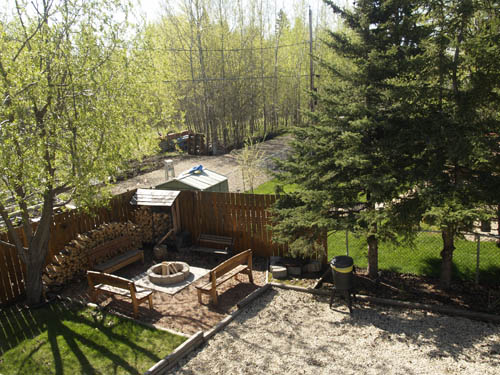 Mulhurst Bay Chalet | 6018 49 St, Mulhurst, AB T0C 2C0, Canada | Phone: (780) 678-6567