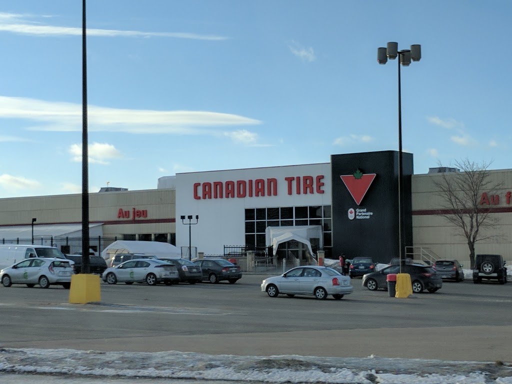 Canadian Tire - Quebec Vanier, QC | 630 Boulevard Wilfrid-Hamel, Québec, QC G1M 3P9, Canada | Phone: (418) 687-2111
