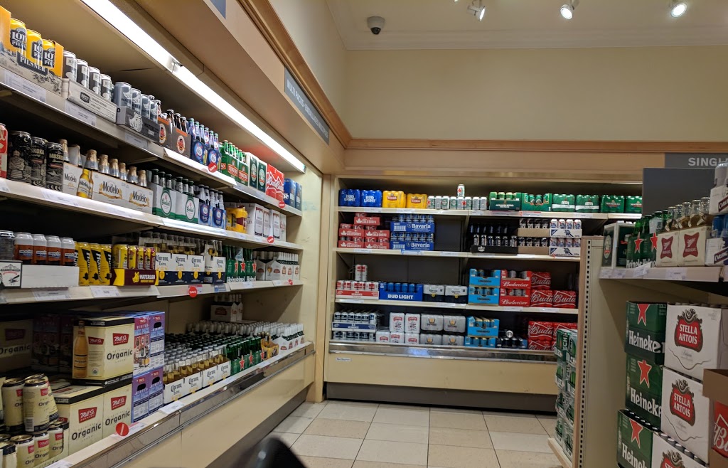 LCBO | 3020 Elmcreek Rd, Mississauga, ON L5B 4M3, Canada | Phone: (905) 949-6100