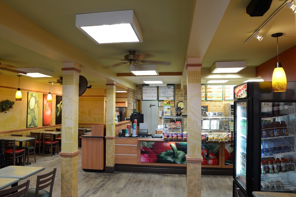 Subway | 845 St-Pierre St, Terrebonne, QC J6W 1E6, Canada | Phone: (450) 824-7823