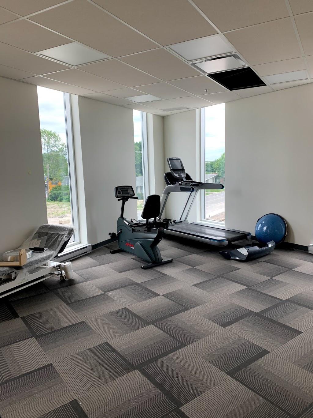 PhysioExtra Lachute | 139 Avenue de la Providence suite 210, Lachute, QC J8H 4E9, Canada | Phone: (450) 409-2020