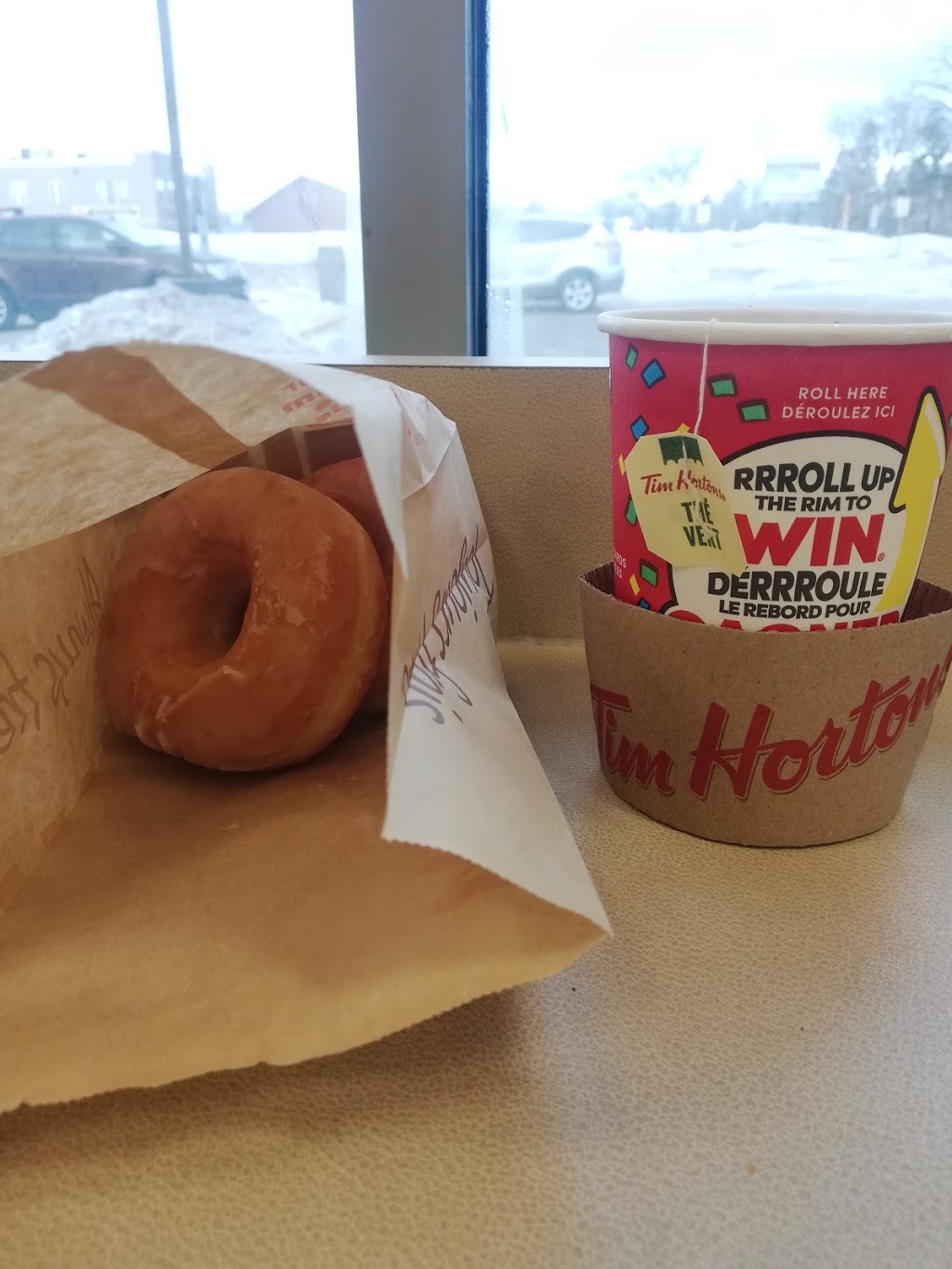 Tim Hortons | 338 King St W, Oshawa, ON L1J 2J9, Canada | Phone: (905) 432-8810