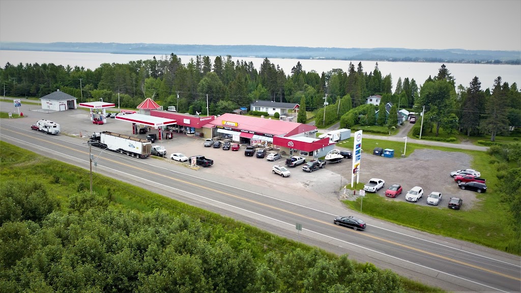 Super Sagamie | 50 Rte de Tadoussac, Saint-Fulgence, QC G0V 1S0, Canada | Phone: (418) 674-2811